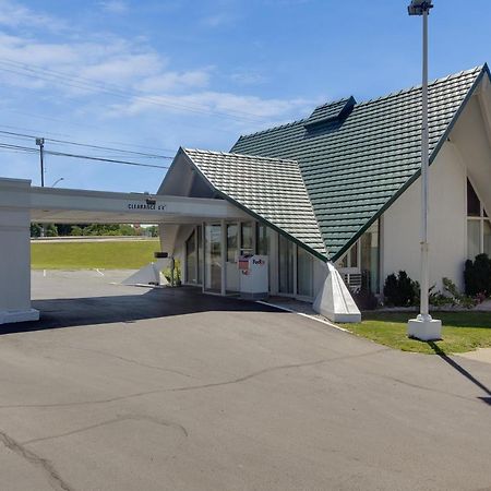 Motel 6-Geneva, Oh Ngoại thất bức ảnh