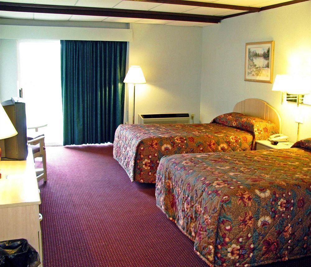 Motel 6-Geneva, Oh Ngoại thất bức ảnh
